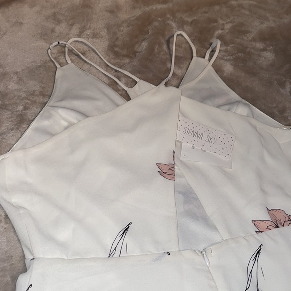 Mini Dress - White with Pink Flowers - Picture 6 of 6